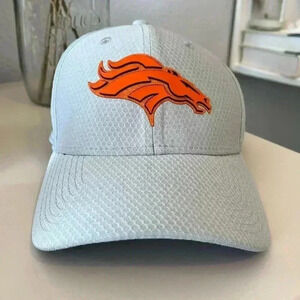New Era small-medium Denver Broncos hat- Colorado sports - football